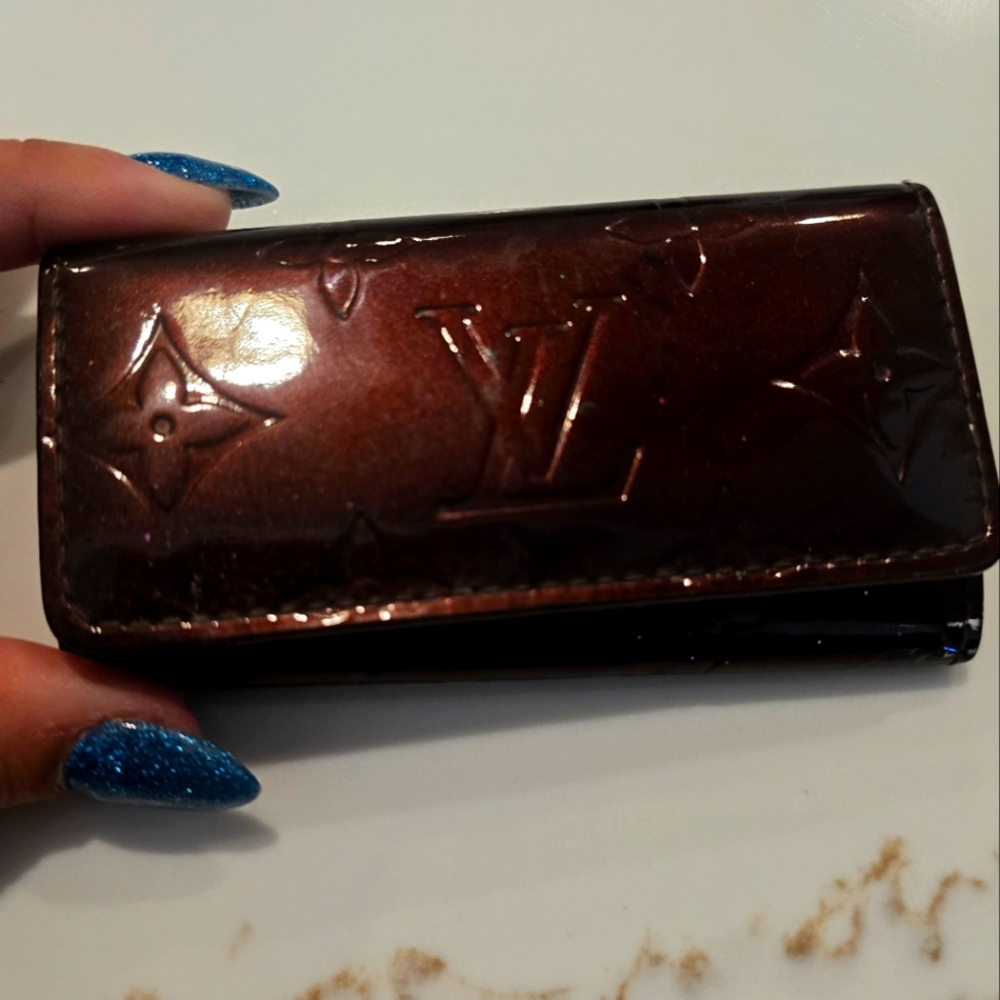 Louis Vuitton Key Holder Vernis